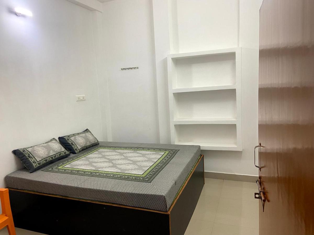 Garuda Guest House Benares Buitenkant foto